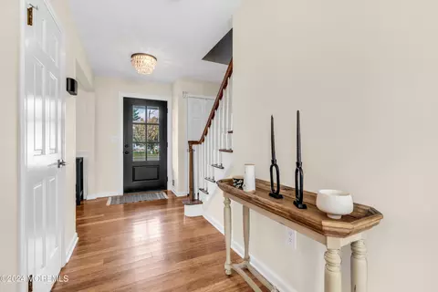 Entry Way - 39 Cherry Tree Cir, Howell, NJ 07731 photo 3 of 5