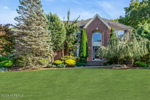 15 Tuscany Dr, Jackson, NJ 08527