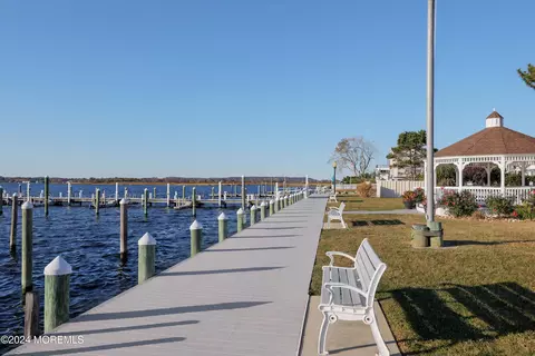 124 Wharfside Dr, Monmouth Beach, NJ 07750
