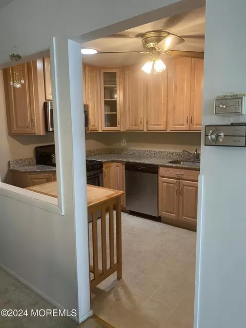 6 Heron St #A, Manchester, NJ 08759