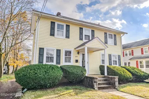 255 Jackson St, Matawan, NJ 07747