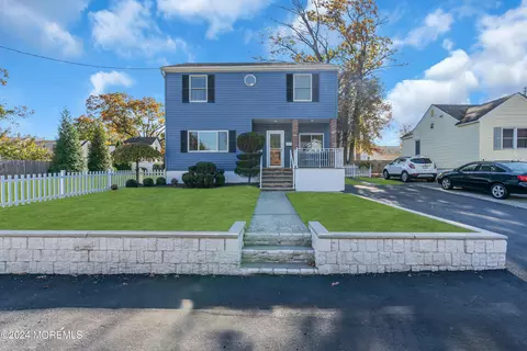 863 Brookside Ave, Cliffwood Beach, NJ 07735