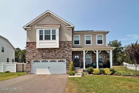 137 Emerson Ln, Barnegat, NJ 08005