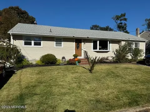 217 River Edge Dr, Point Pleasant, NJ 08742