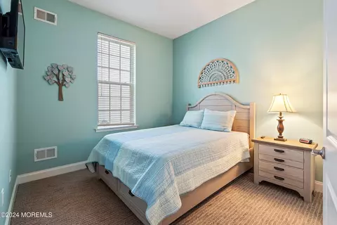 Bedroom - 92 Ambermist Way, Forked River, NJ 08731 photo 4 of 5