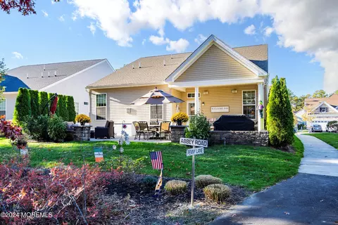 Exterior - 92 Ambermist Way, Forked River, NJ 08731 photo 5 of 9