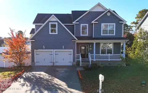 1340 Monmouth Ave, Toms River, NJ 08757