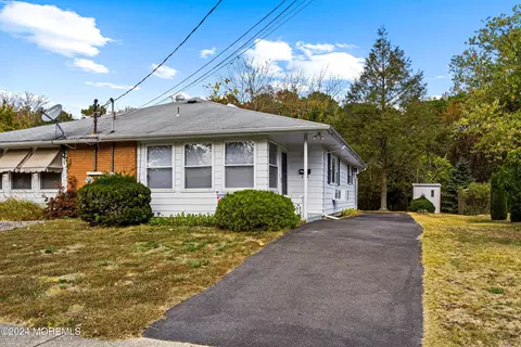 64 Allaire Dr, Toms River, NJ 08753