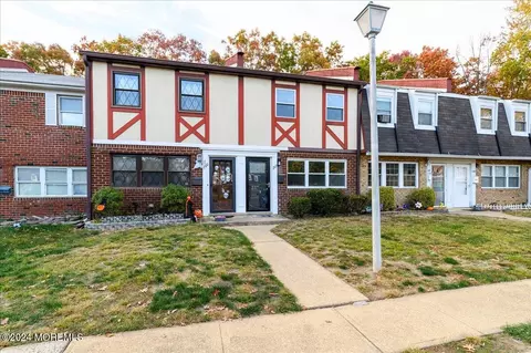 197 Briar Mills Dr, Brick, NJ 08724