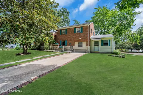 Undisclosed, Oakhurst, NJ 07755