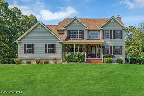 148 Arnold Blvd, Howell, NJ 07731