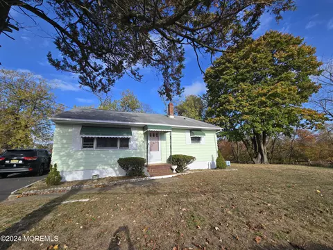8 Dale Pl, Neptune City, NJ 07753