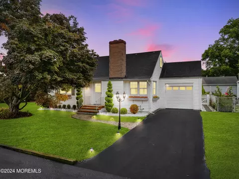 1119 New York Ave, Manasquan, NJ 08736