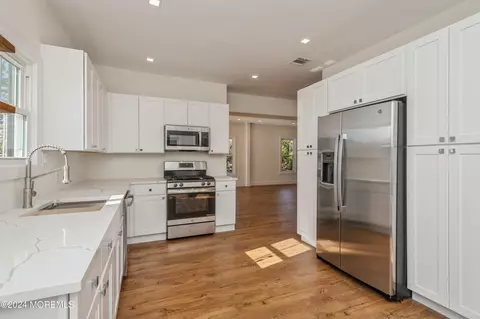 103 Station Dr, Forked River, NJ 08731 photo 5
