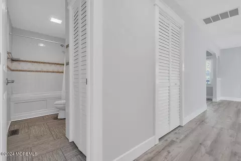Entry Way - 22 Spinnaker Way, Waretown, NJ 08758 photo 4 of 4
