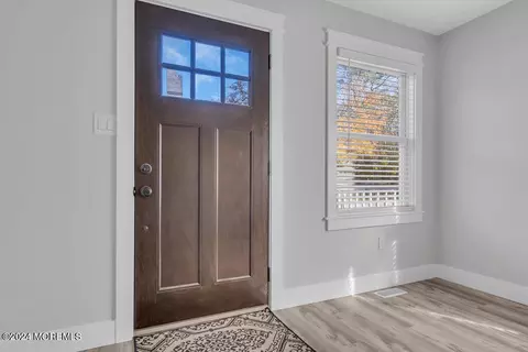 Entry Way - 22 Spinnaker Way, Waretown, NJ 08758 photo 1 of 4