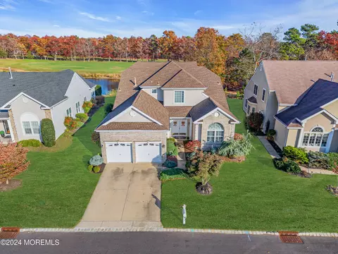 21 Congressional Rd, Jackson, NJ 08527