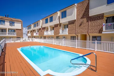 125 Kearney Ave #5, Seaside Heights, NJ 08751