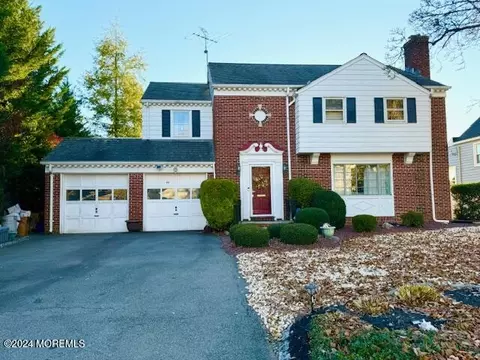44 Highland Dr, Milltown, NJ 08850
