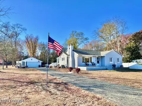 304 New Rd, Marlton, NJ 08053