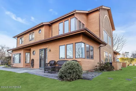 104 Northrup Dr #158, Brick, NJ 08724