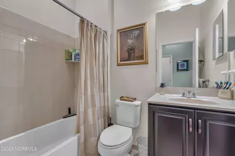 Bath - 156 Arborridge Dr, Forked River, NJ 08731 photo 2 of 4