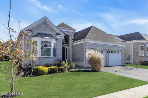 156 Arborridge Dr, Forked River, NJ 08731