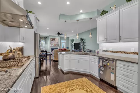 Kitchen - 156 Arborridge Dr, Forked River, NJ 08731 photo 2 of 4