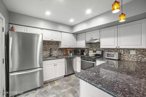 5 Independence Ct, Jackson, NJ 08527 photo 8