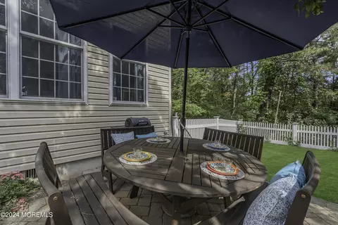 Exterior - 16 Lighthouse Ct, Brick, NJ 08723 photo 7 of 18