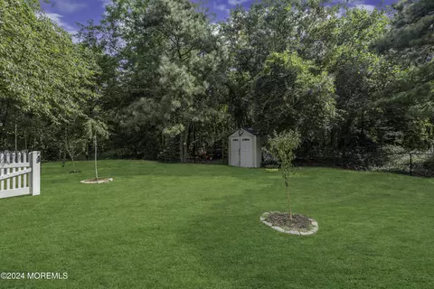 Exterior - 16 Lighthouse Ct, Brick, NJ 08723 photo 13 of 18