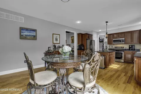 Dining - 16 Lighthouse Ct, Brick, NJ 08723 photo 5 of 6