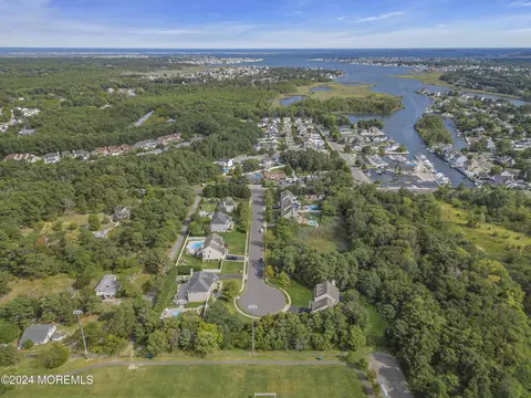 View/Area - 16 Lighthouse Ct, Brick, NJ 08723 photo 3 of 11