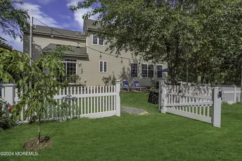 Exterior - 16 Lighthouse Ct, Brick, NJ 08723 photo 12 of 18