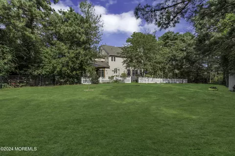 Exterior - 16 Lighthouse Ct, Brick, NJ 08723 photo 15 of 18