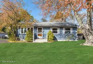 229 Elmwood Dr, Brick, NJ 08723