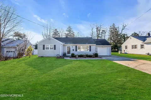 42 Delaware Ave, West Long Branch, NJ 07764