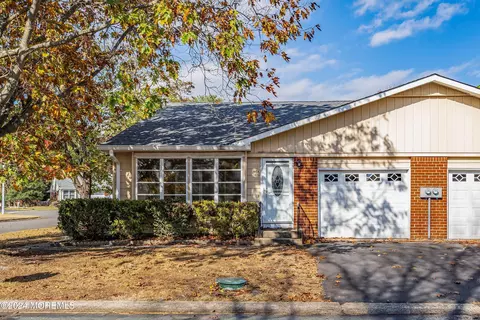 46 Columbus Blvd #A, Whiting, NJ 08759