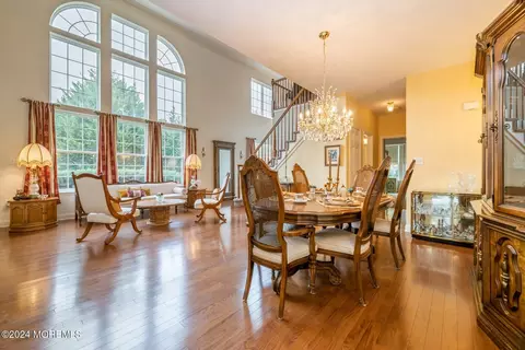 88 Gables Way, Jackson, NJ 08527