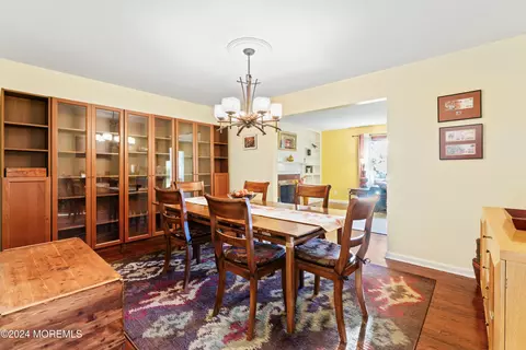 2 Deercrest Dr, Holmdel, NJ 07733 photo 9