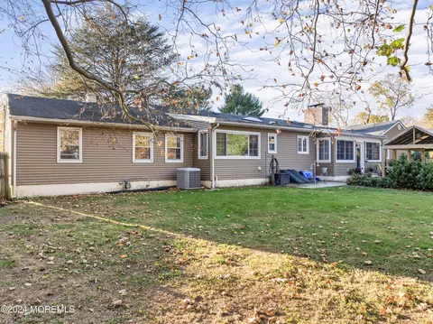 2 Deercrest Dr, Holmdel, NJ 07733 photo 31