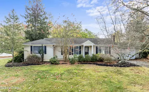 12 Hill Rd, Lincroft, NJ 07738