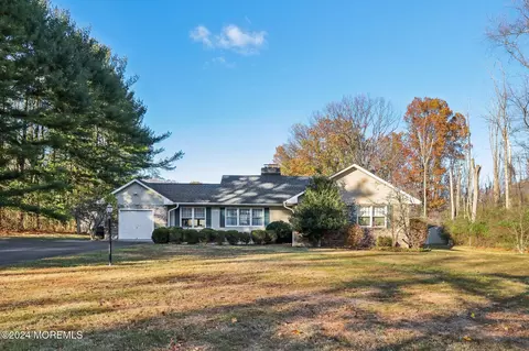 192 Pleasant Valley Rd, Titusville, NJ 08560