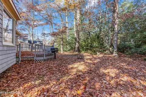 Exterior - 1113 Riverview Dr, Brielle, NJ 08730 photo 7 of 15