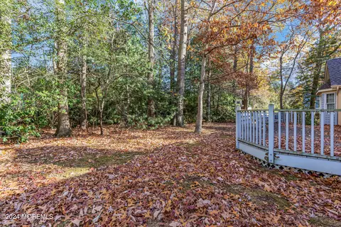 Exterior - 1113 Riverview Dr, Brielle, NJ 08730 photo 9 of 15