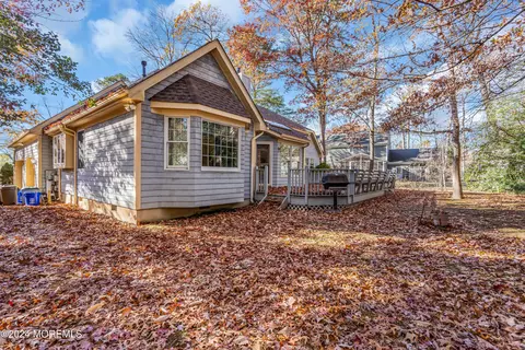 Exterior - 1113 Riverview Dr, Brielle, NJ 08730 photo 13 of 15