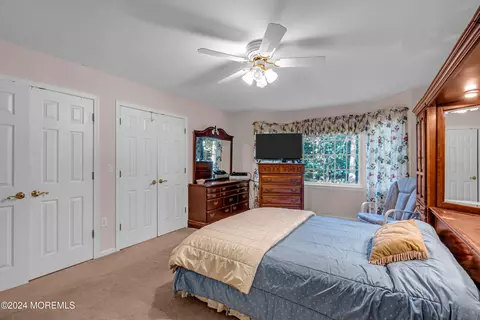 Bedroom - 1113 Riverview Dr, Brielle, NJ 08730 photo 3 of 6