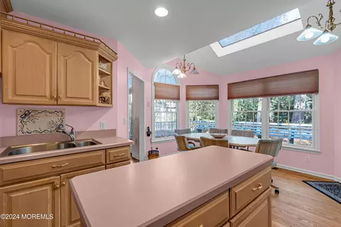 Kitchen - 1113 Riverview Dr, Brielle, NJ 08730 photo 3 of 5