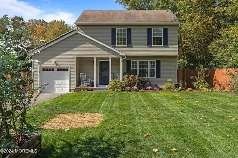 10 Bovanko Rd, Plumsted, NJ 08514