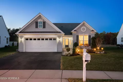 190 Ambermist Way, Forked River, NJ 08731